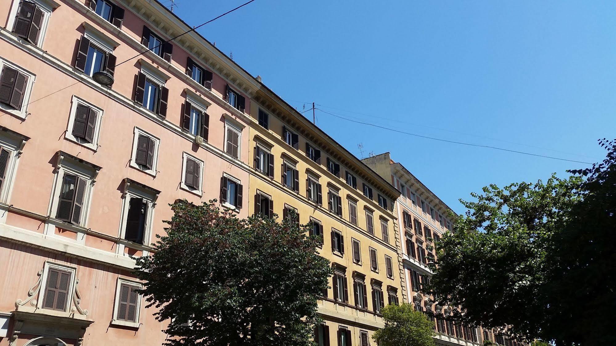 More Cola Di Rienzo B&B Roma Exterior foto